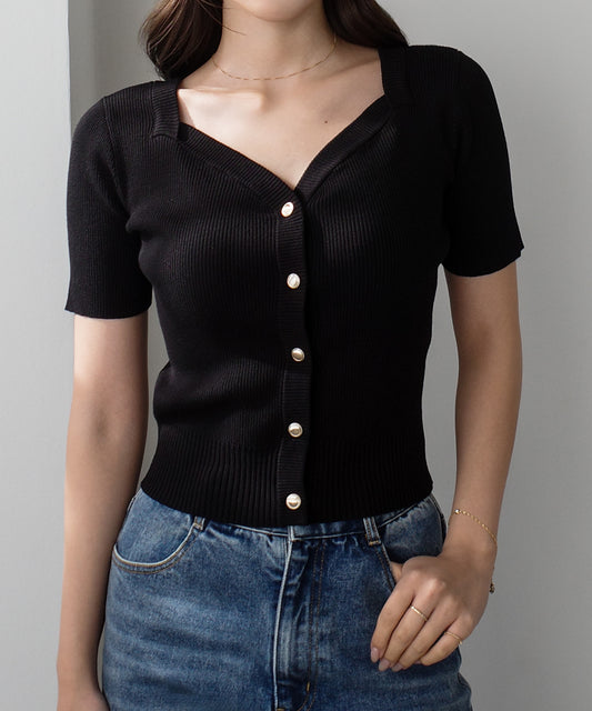 【666】ゴールドボタンリブニットトップス