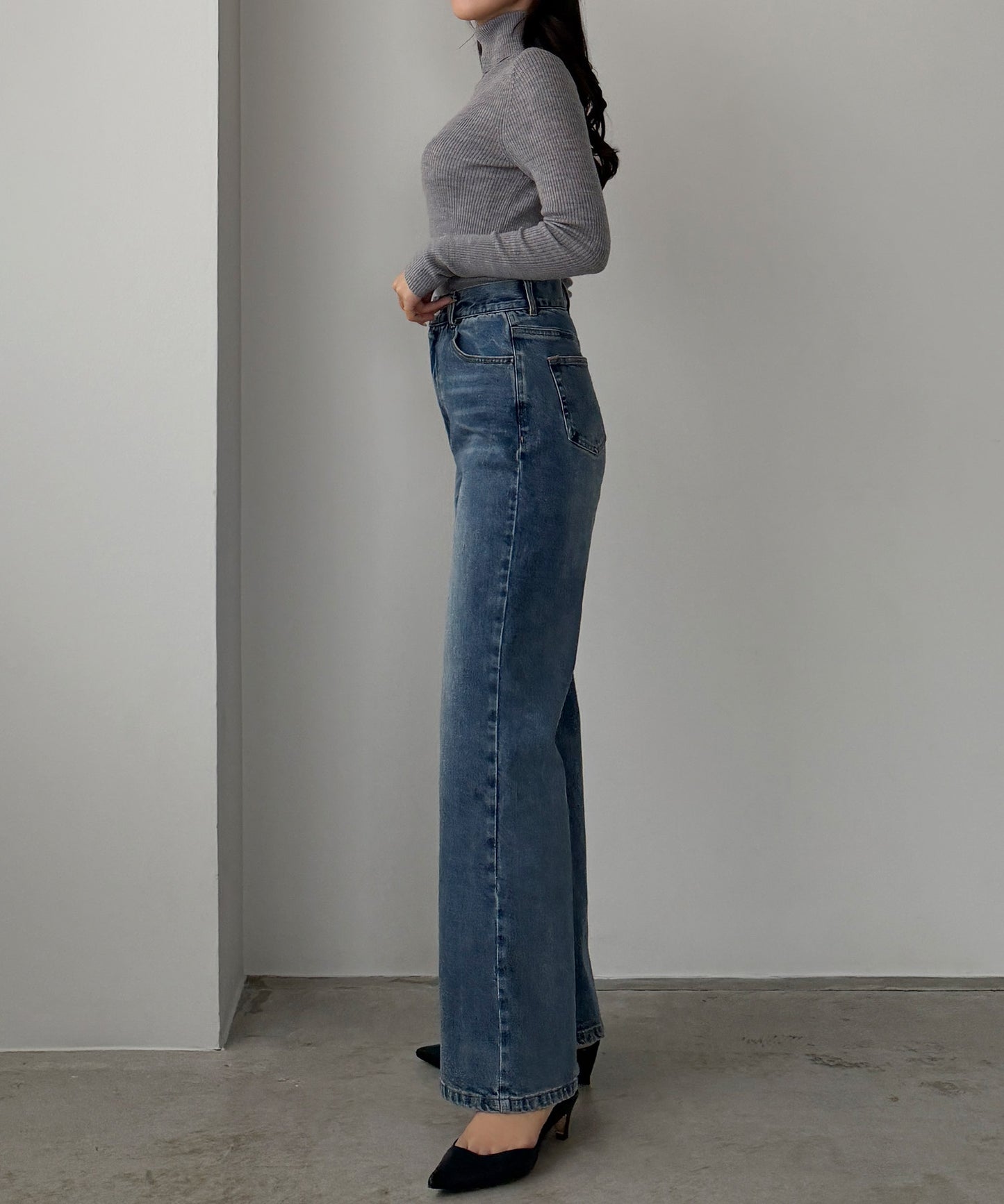 【643】ストレッチハイウエストストレートデニムパンツ[高身長サイズST有り]