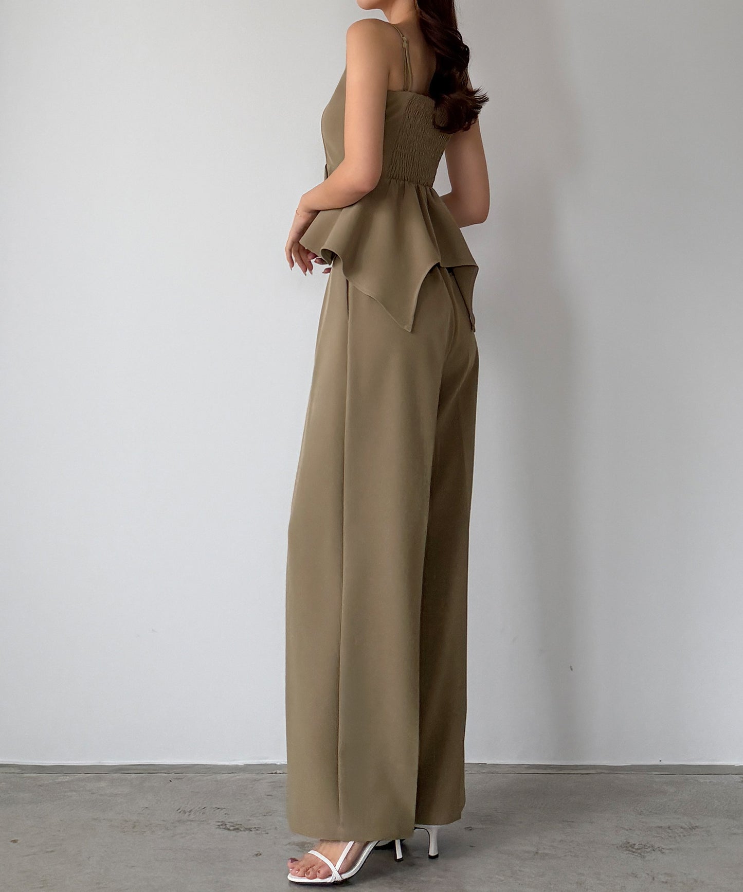 Model:H167cm 着用サイズ:MT