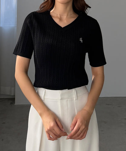 【695】Vネックロゴ刺繍半袖ケーブルニットトップス